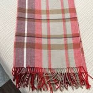 Gap - Oversized Plaid Blanket Fringe Scarf | Pink, Cream, Tan & Brown | 78" x 26